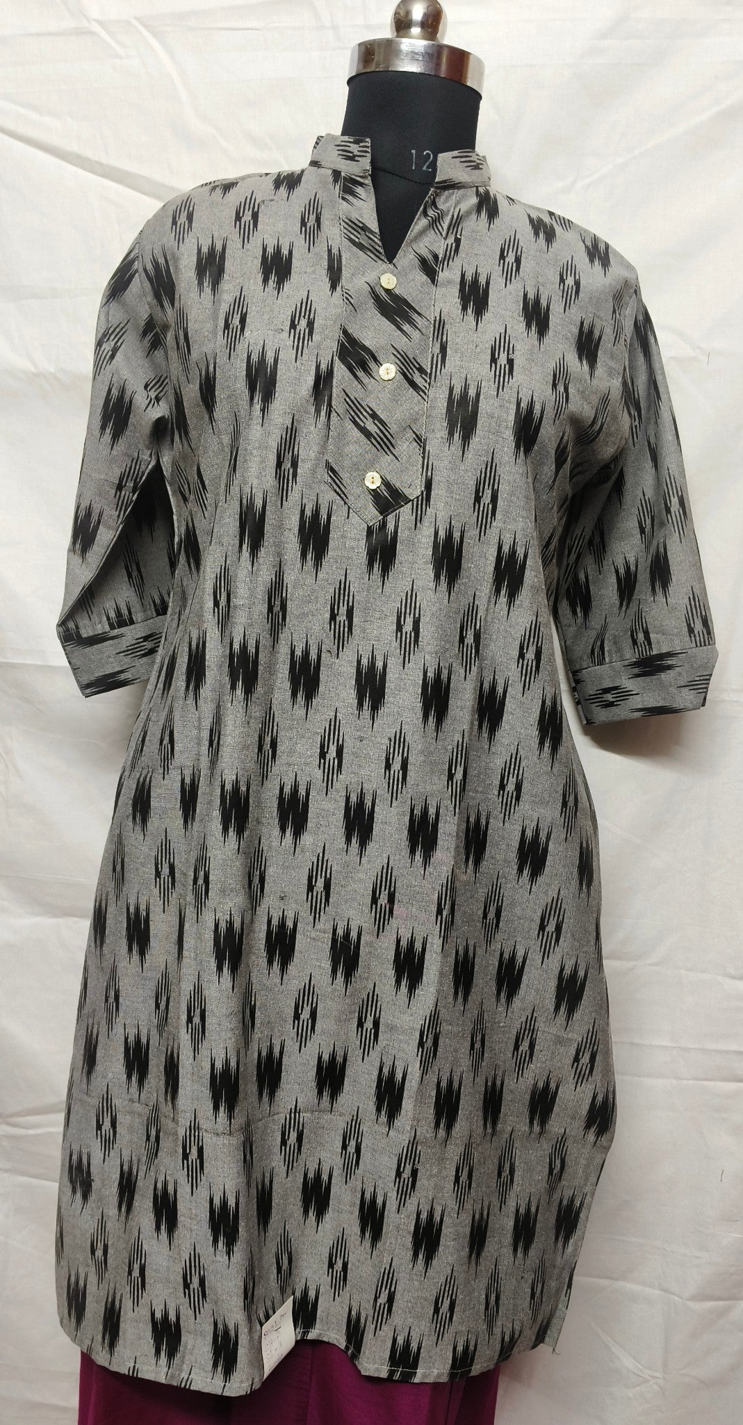 BLACK IKKAT COTTON KURTA