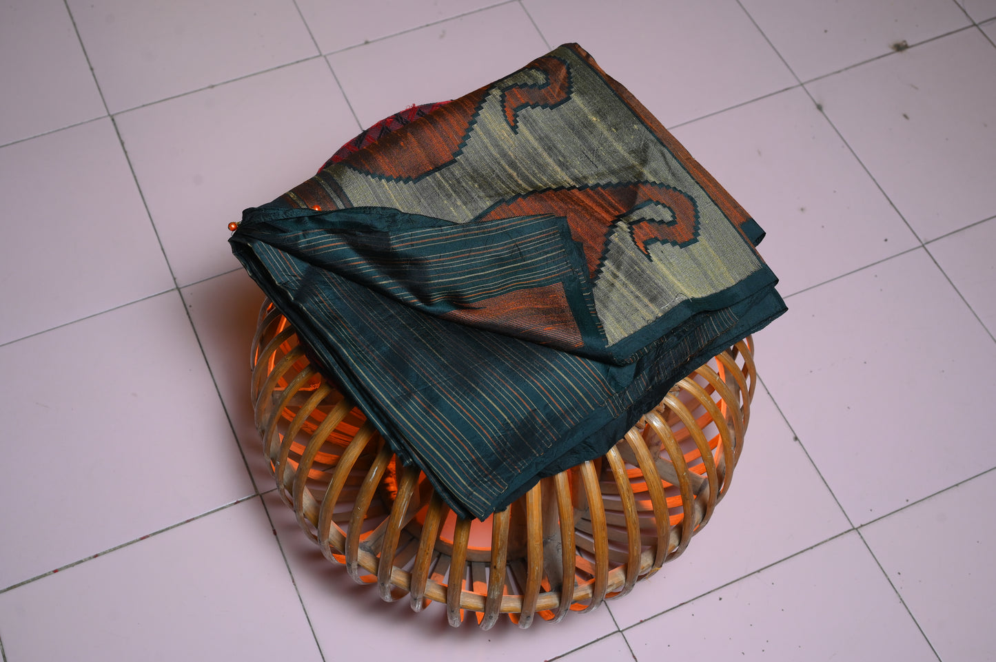 BOTTLE GREEN SILK SARI WITH FINISHED PALLU